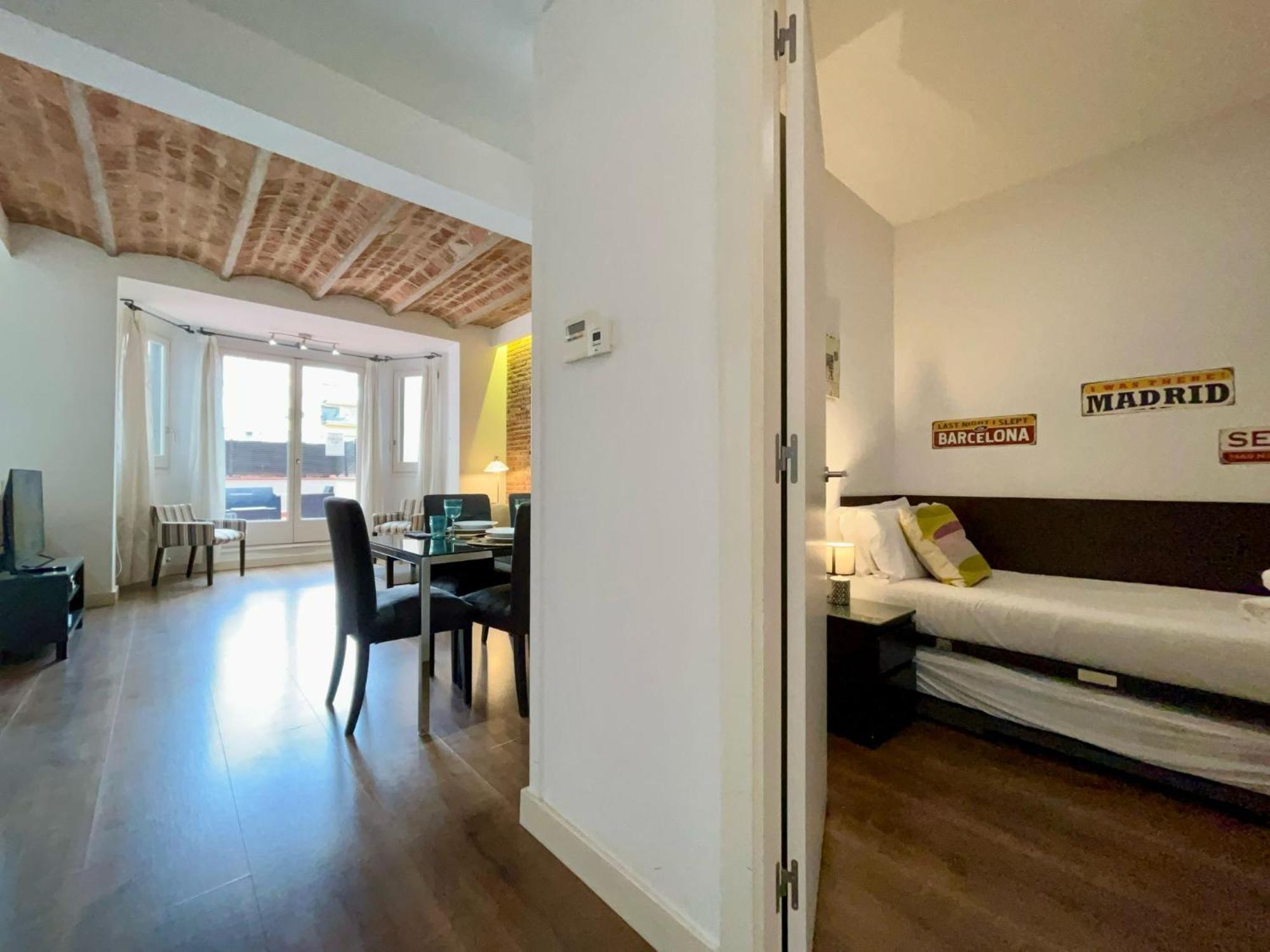 Tucson Suites II Apartment
