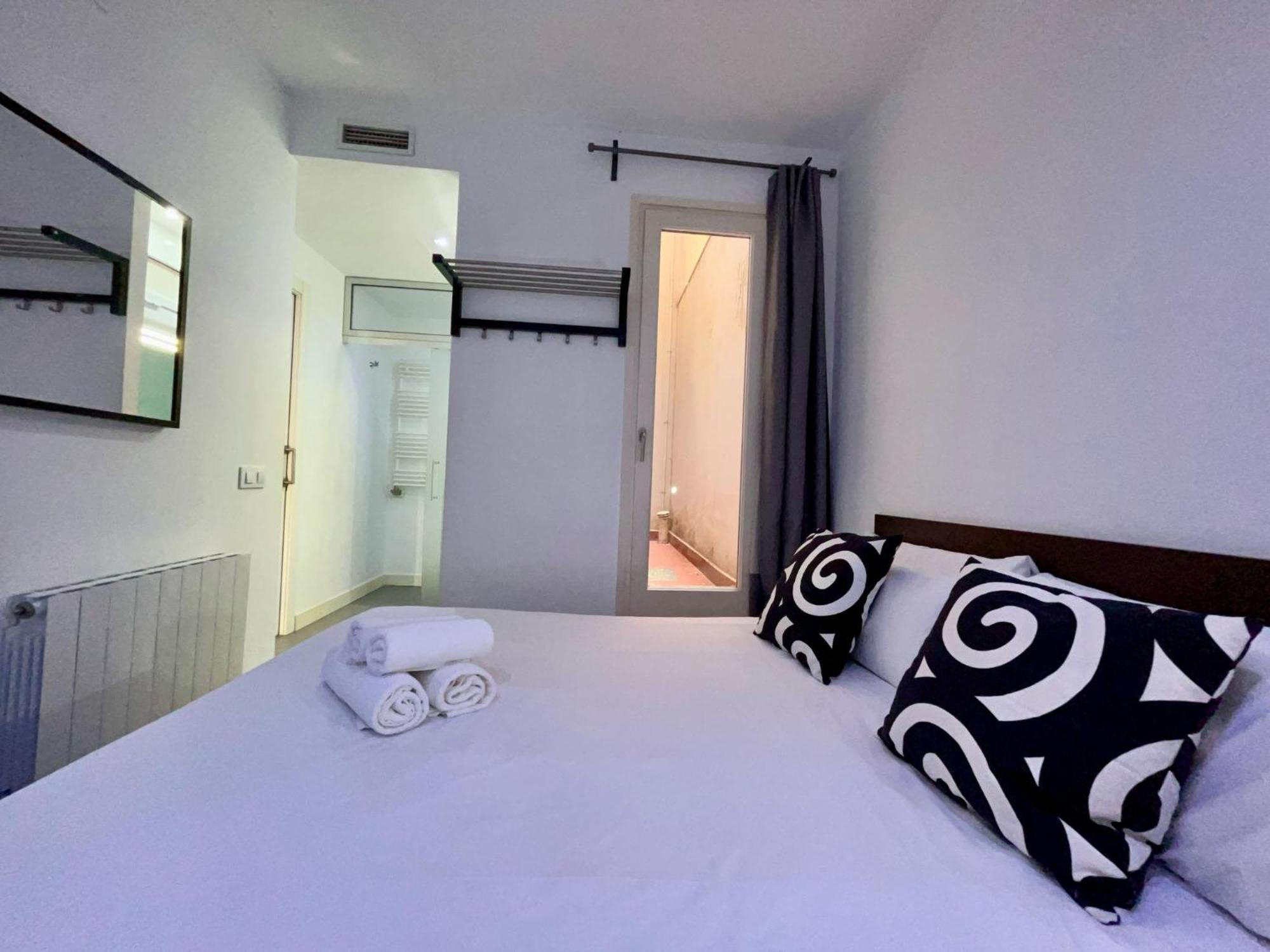 Tucson Suites II * Barcelona